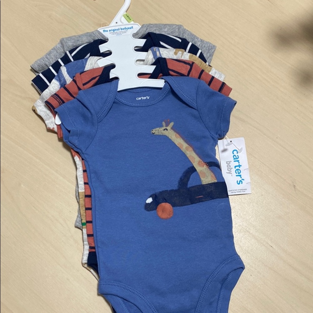 Carters bodysuit set